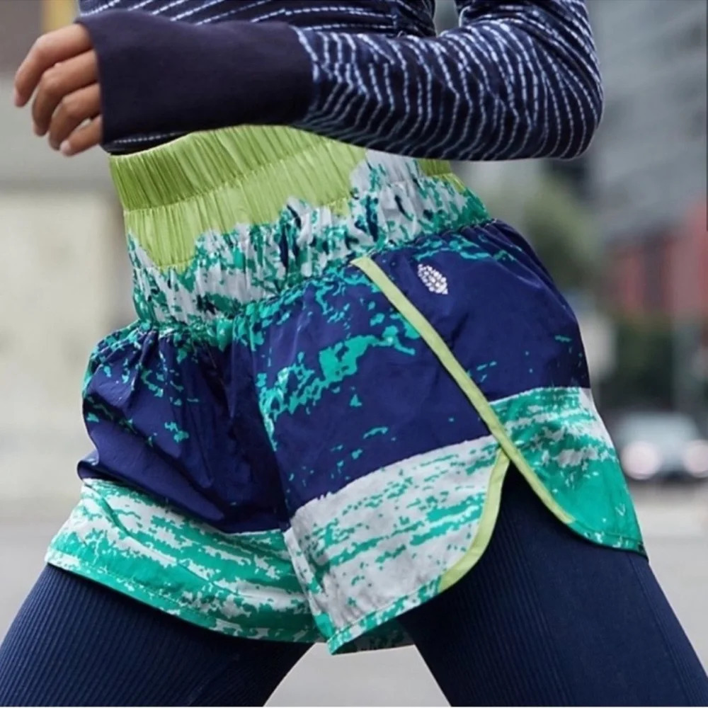 Free People Movement The Way Home Shorts Size M Blue & Green